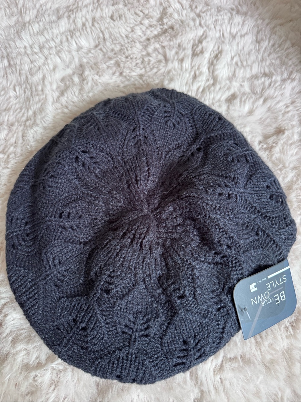 Classic Charcoal Grey Knit Beret with Leaf Texture